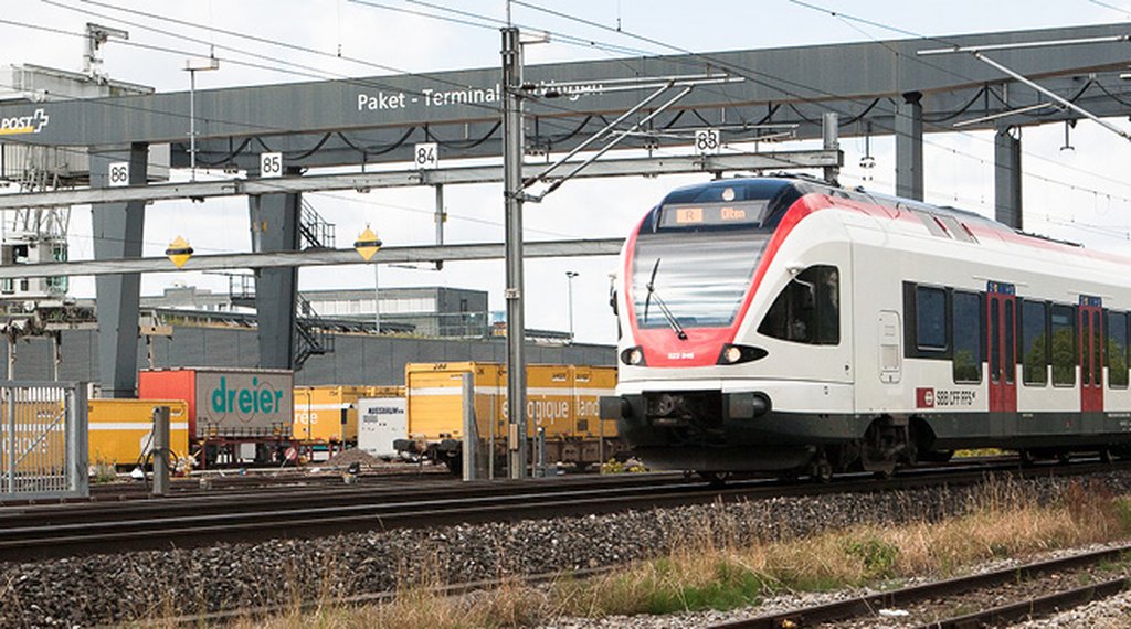 Transport will continue to increase over the decades to come, albeit at a slower rate compared with the past 20 years. (Photo: ARE)
