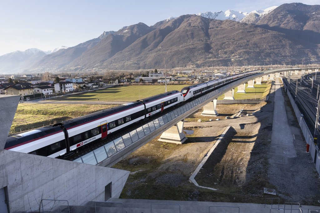 Le tunnel de base du Ceneri, une composante de la nouvelle infrastructure ferroviaire: lui aussi a exercé une influence considérable sur les flux de trafic et le développement territorial. (Foto: Keystone-SDA)