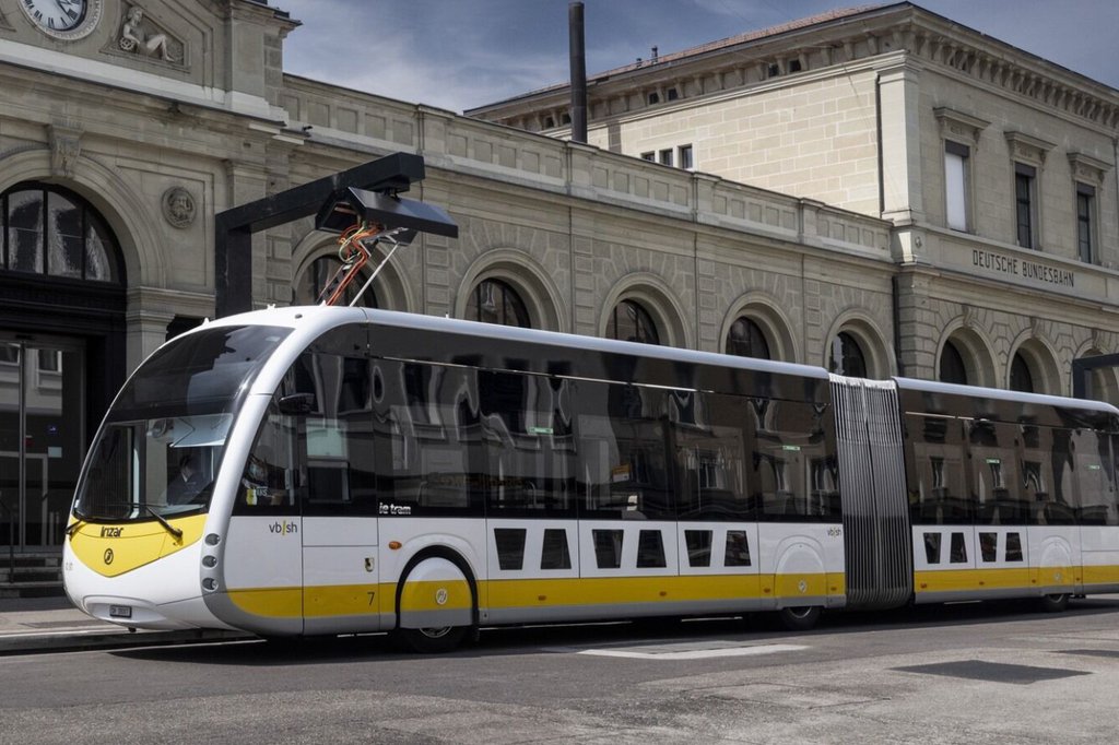 Electric buses in Schaffhausen: the transport infrastructure and buses needed in the city are different to those required in the wider region. (Photo: vbsh)